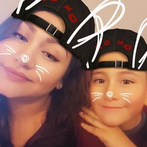 Meet your Posher, Miriam